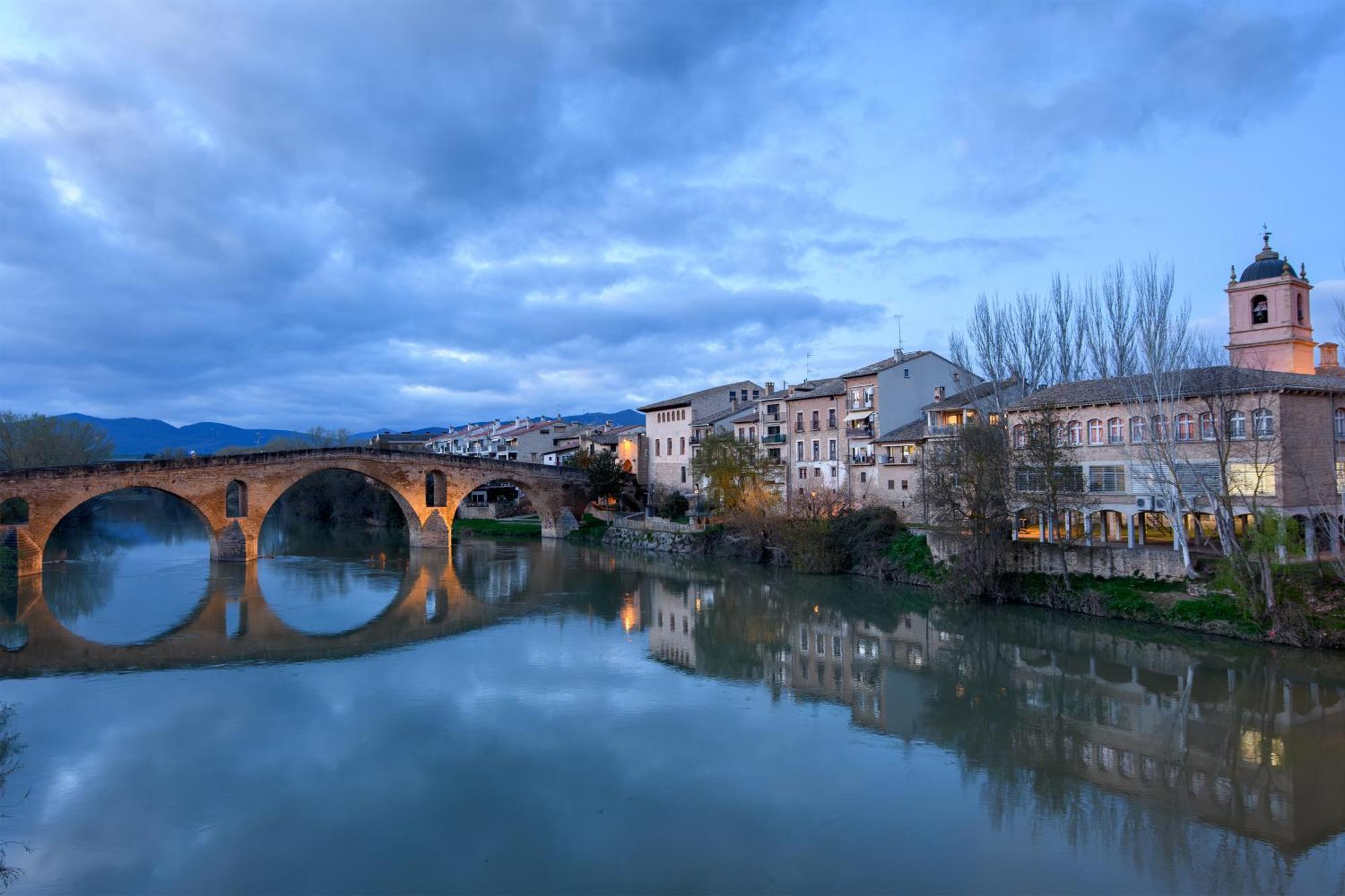 Albergue Estrella Guia Solo Peregrinos Puente la Reina Esterno foto
